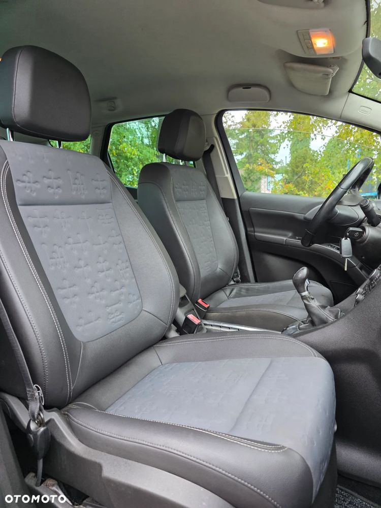 Opel Meriva ver-1-4-t-design-edition - 24