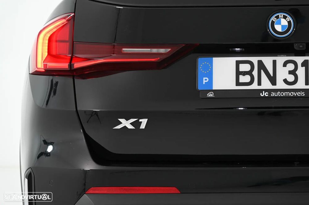BMW X1 xDrive25e - 11