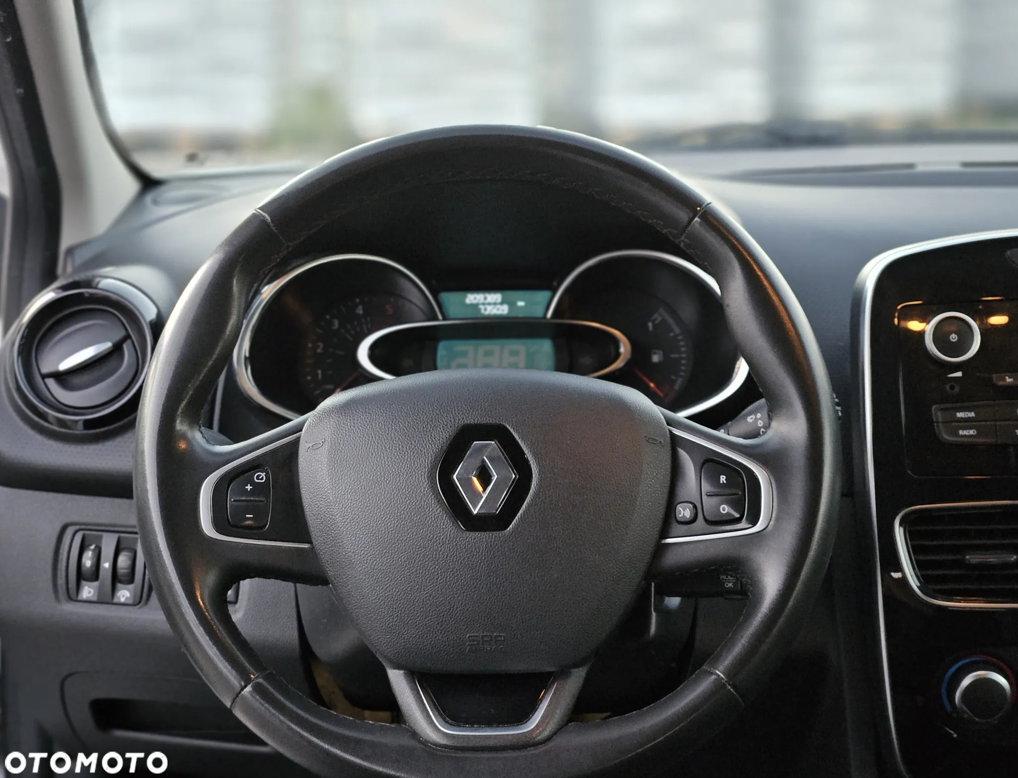 Renault Clio 1.5 dCi Energy Life - 19