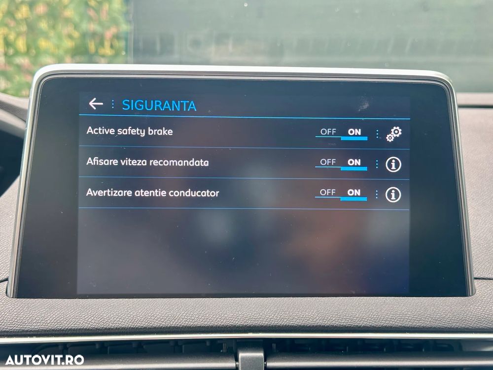 Peugeot 3008 - 24