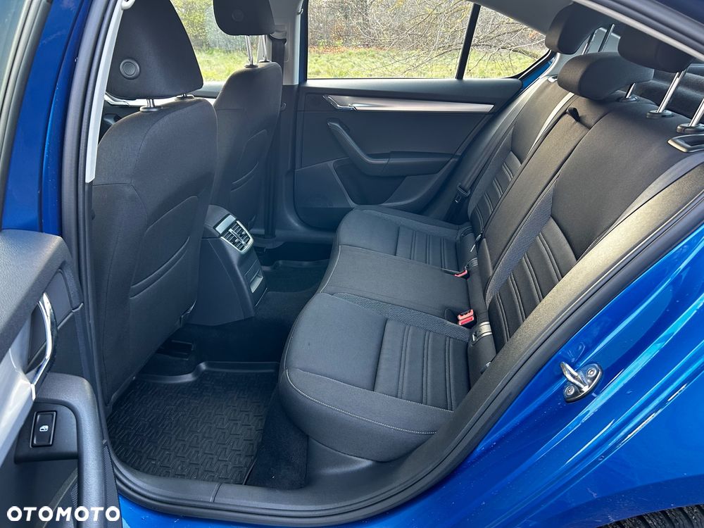 Skoda Octavia 1.4 TSI Ambition - 15