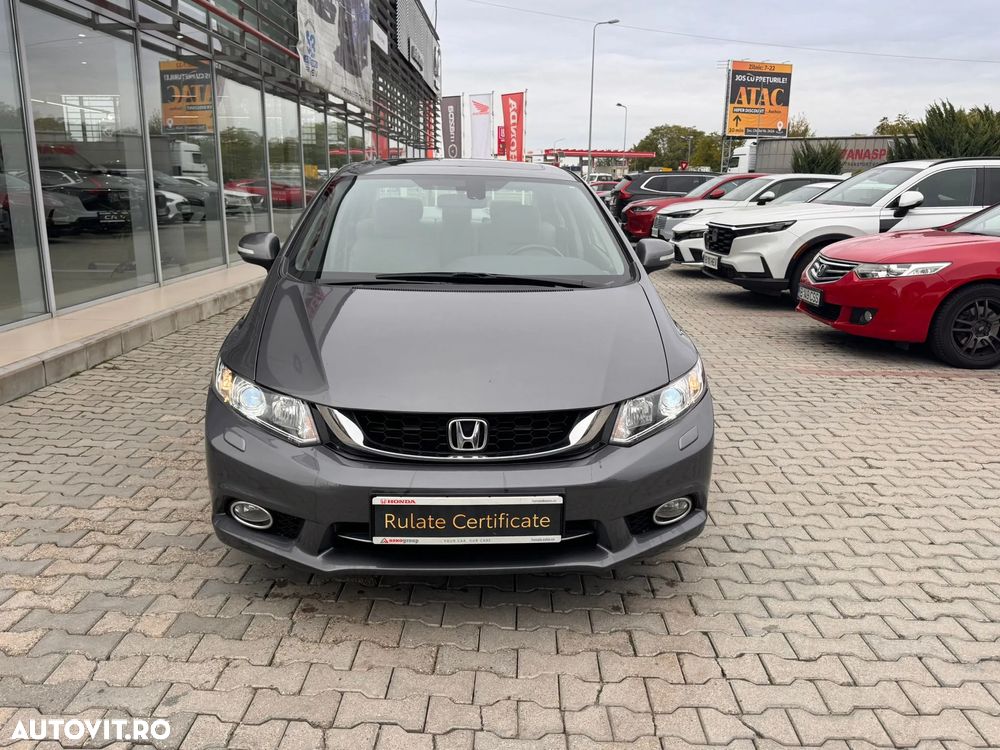 Honda Civic 1.8 MT ES - 2
