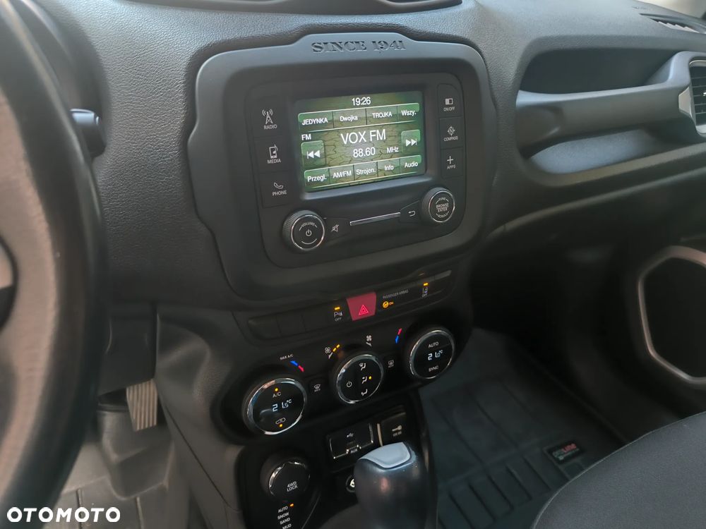 Jeep Renegade - 25
