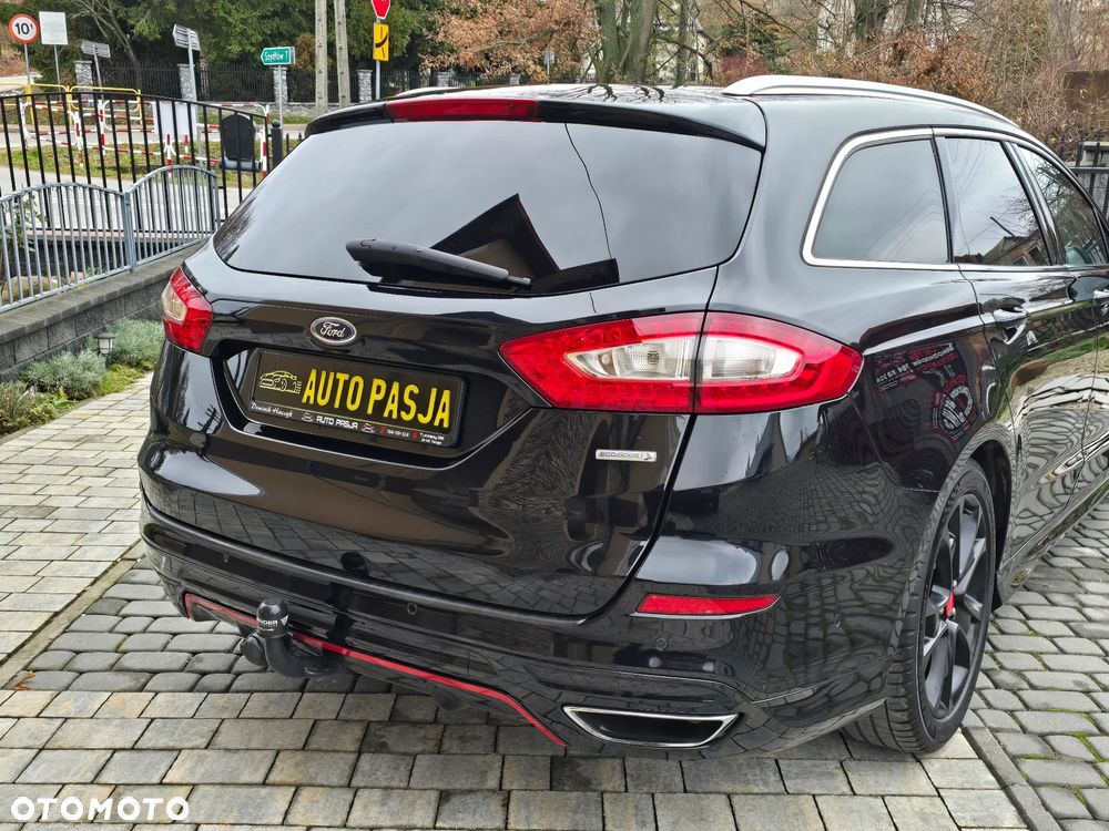 Ford Mondeo 2.0 EcoBoost Titanium S - 12