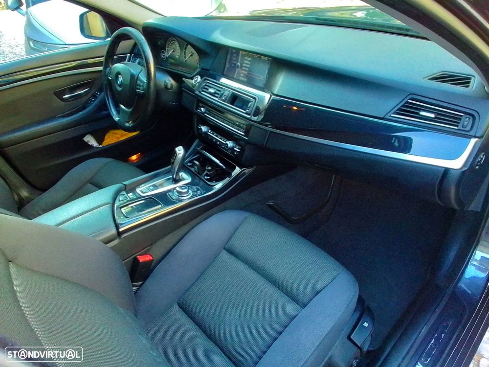 BMW 520 d Touring Aut. Luxury Line - 25