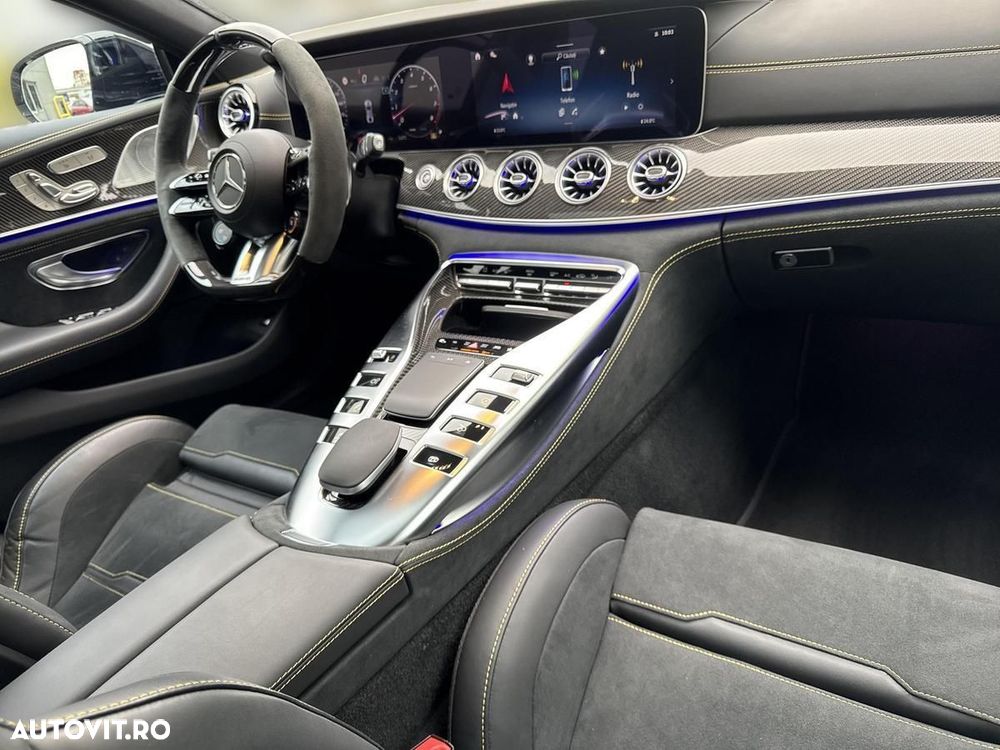 Mercedes-Benz AMG GT - 12