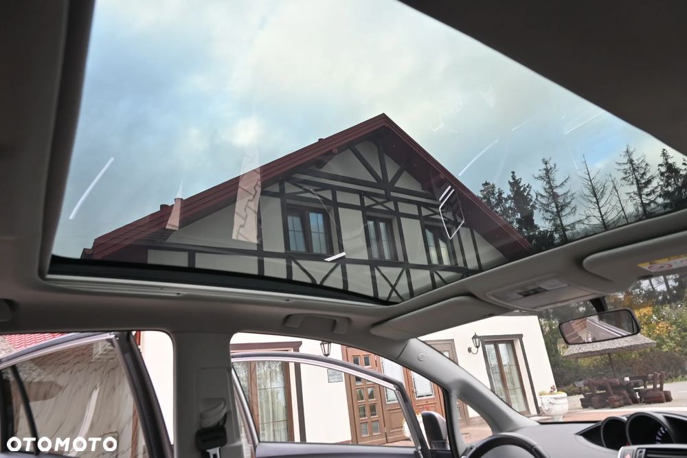 Toyota Verso 1.8 Sol EU5 - 32