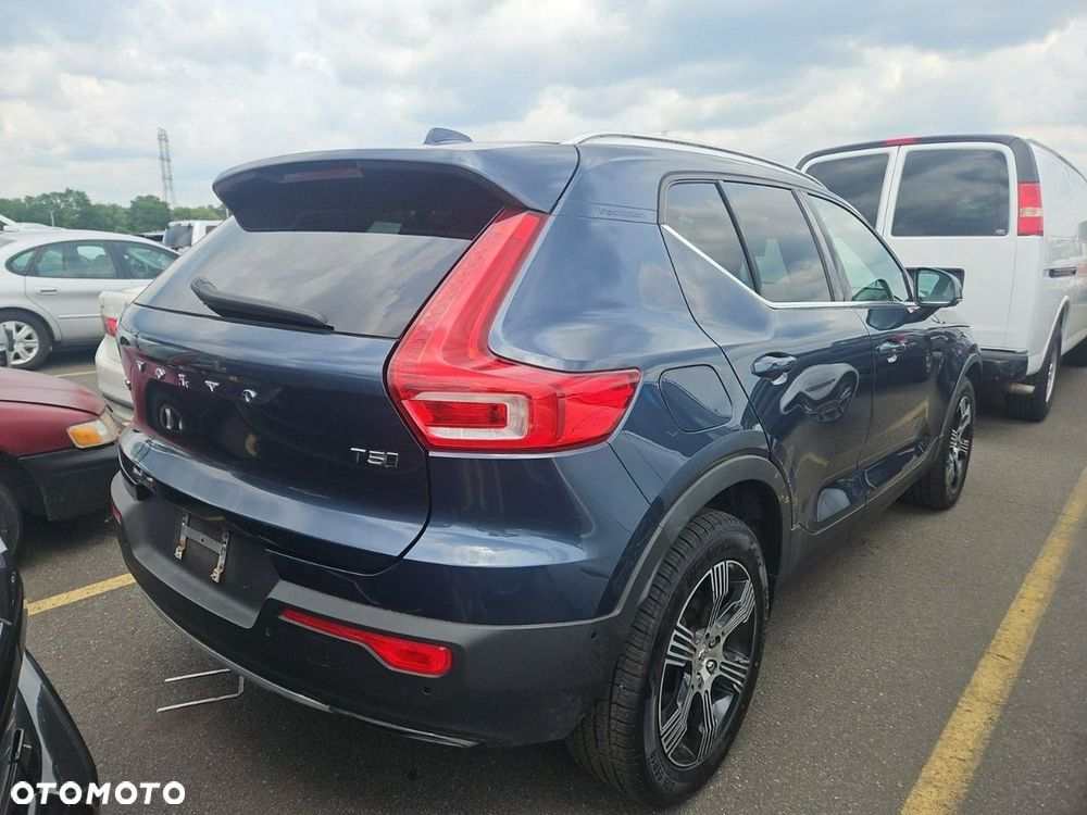 Volvo XC 40 T5 AWD Inscription - 4