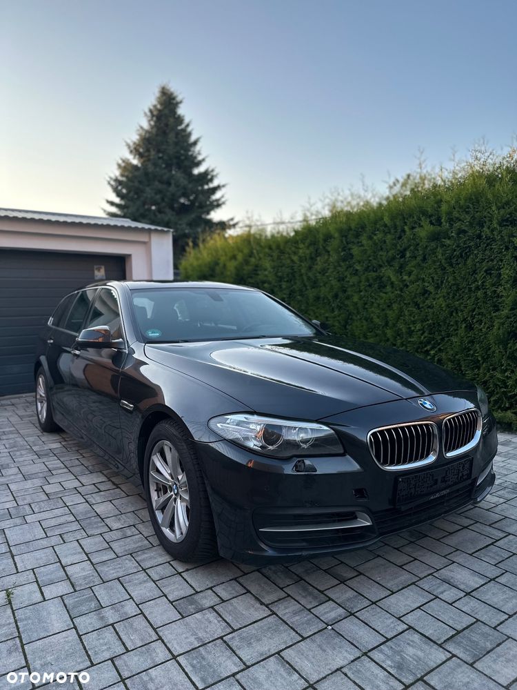 BMW Seria 5 525d xDrive Modern Line - 1