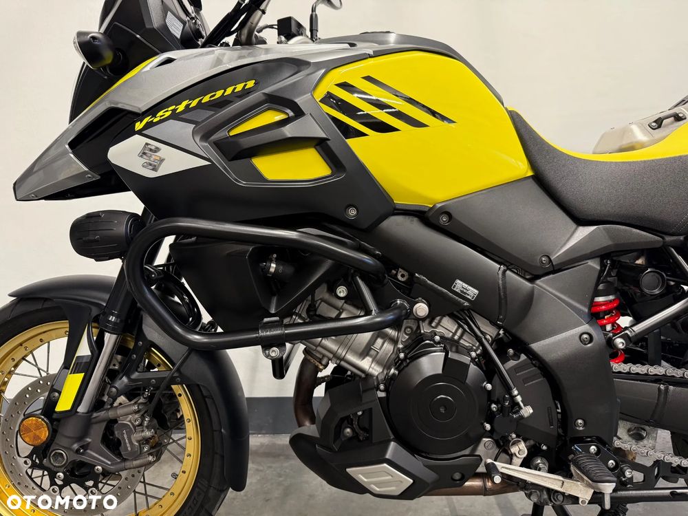 Suzuki V-STROM - 9