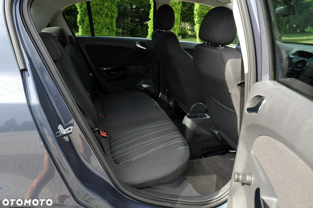 Opel Corsa - 20