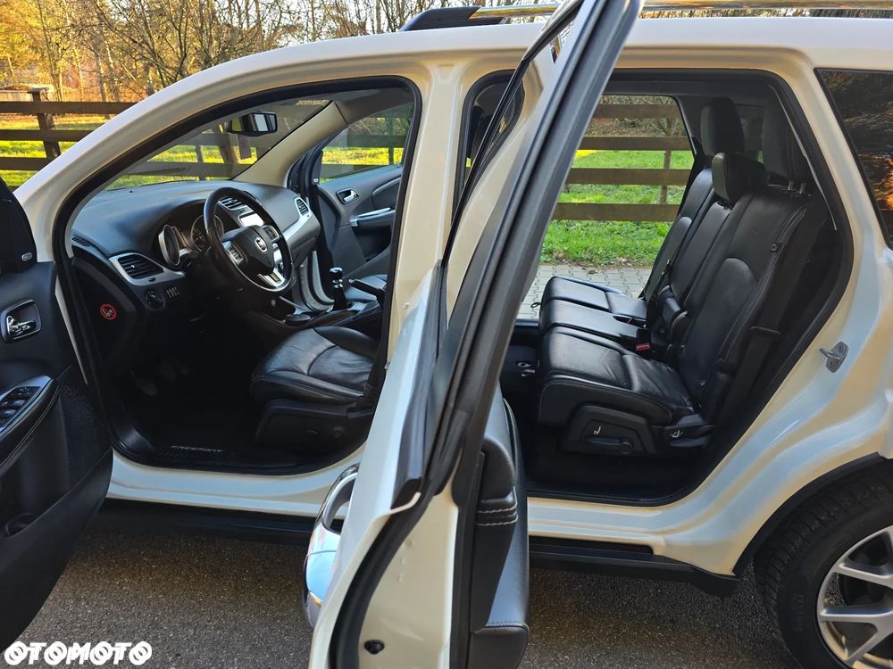 Fiat Freemont 2.0 Multijet Lounge - 14