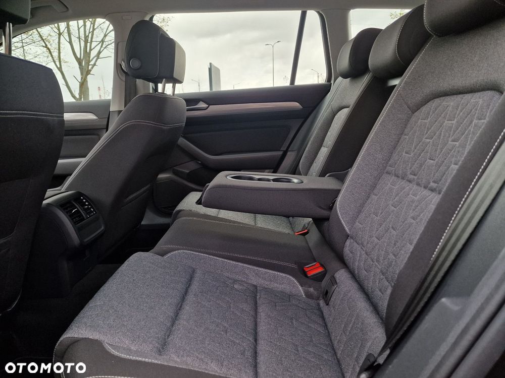 Volkswagen Passat Variant - 12