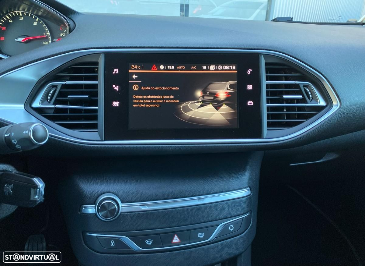 Peugeot 308 SW 1.5 BlueHDi Allure - 21