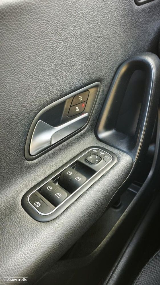 Mercedes-Benz CLA 180 d Shooting Brake Business Solutions Aut. - 21