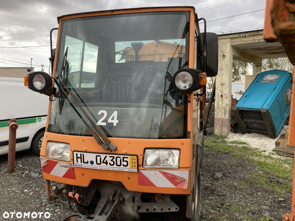Inny Hansa 4X4 pług posypywarka wywrotka - 4