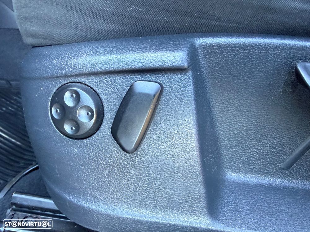 VW Sharan - 16