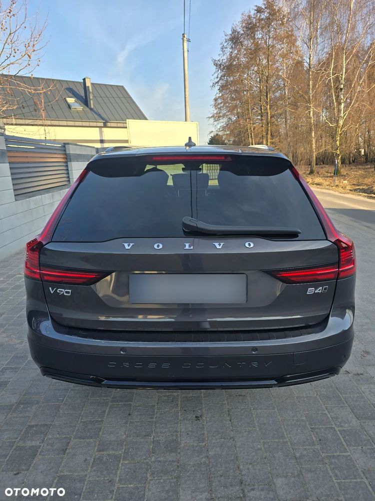 Volvo V90 Cross Country B4 D AWD Ultimate - 8
