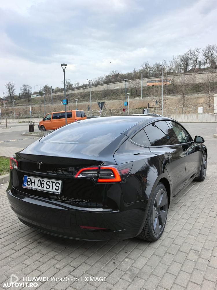 Tesla Model 3 Standard Reichweite Plus Hinterradantrieb - 12