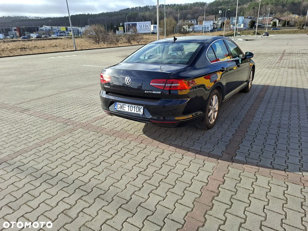 Volkswagen Passat 2.0 TDI SCR Comfortline - 7