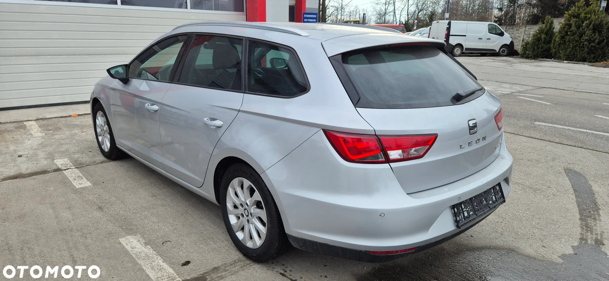 Seat Leon 1.6 TDI ECOMOTIVE Style - 4