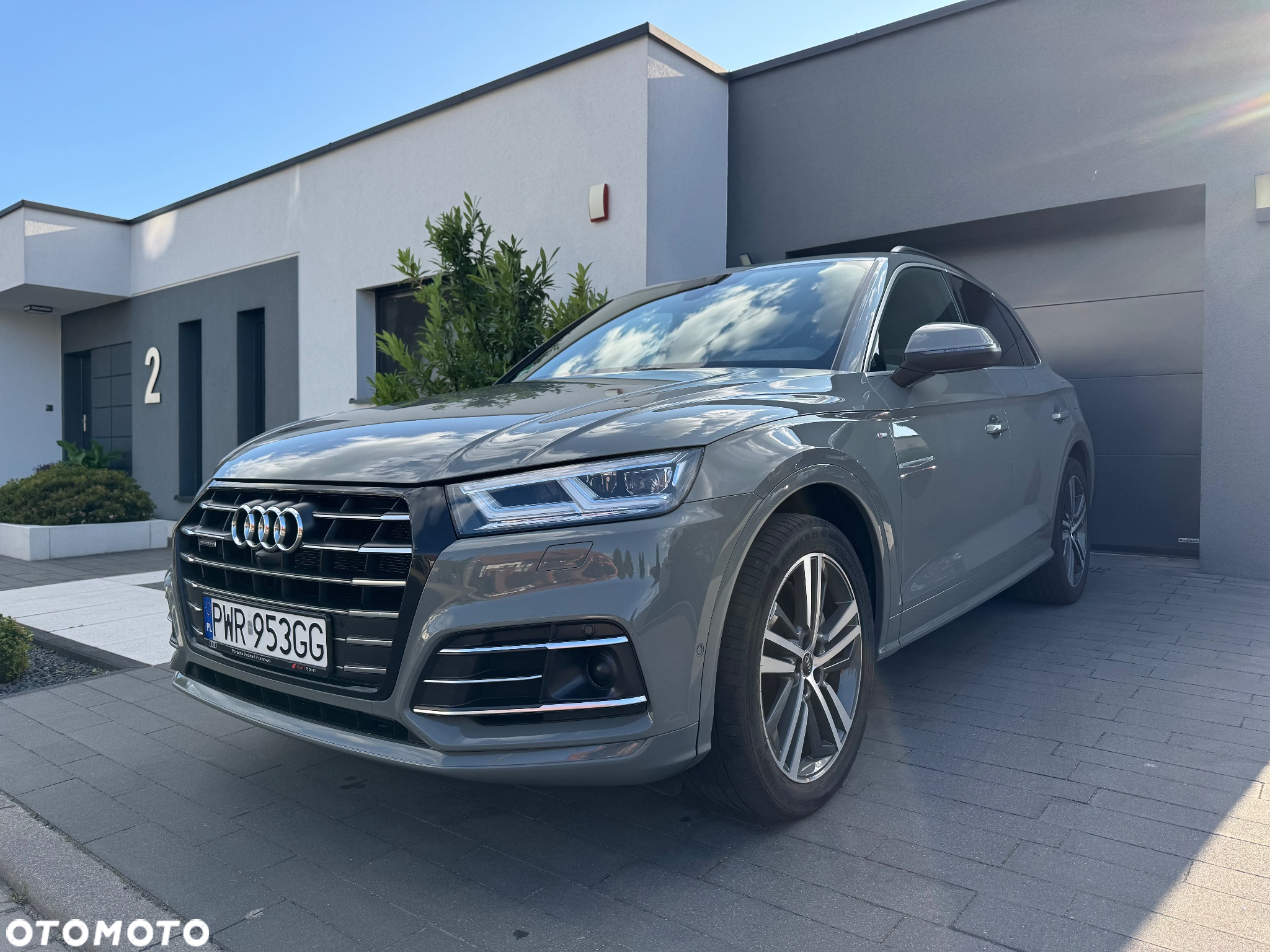 Audi Q5 55 TFSI e Quattro S tronic - 2