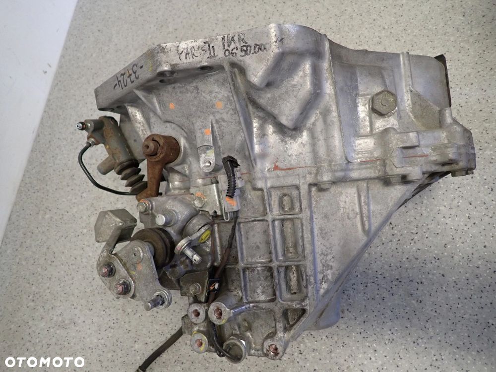 TOYOTA YARIS II 1.0 1KR 1.3 SKRZYNIA BIEGÓW MANUAL NISKI PRZEBIEG 50TYŚ - 5