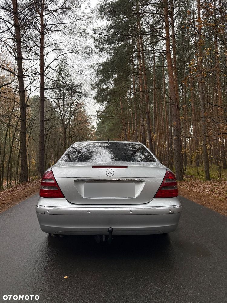 Mercedes-Benz Klasa E - 7