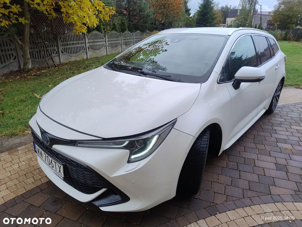 Toyota Corolla 1.8 Hybrid Executive - 1