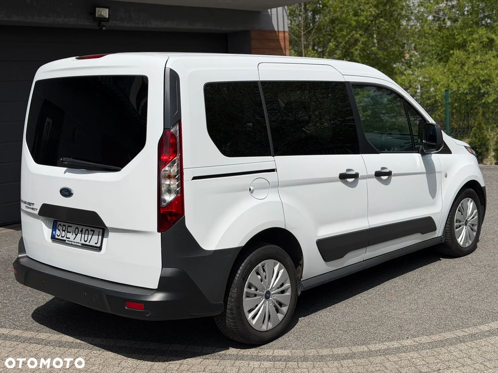 Ford Transit Connect - 8