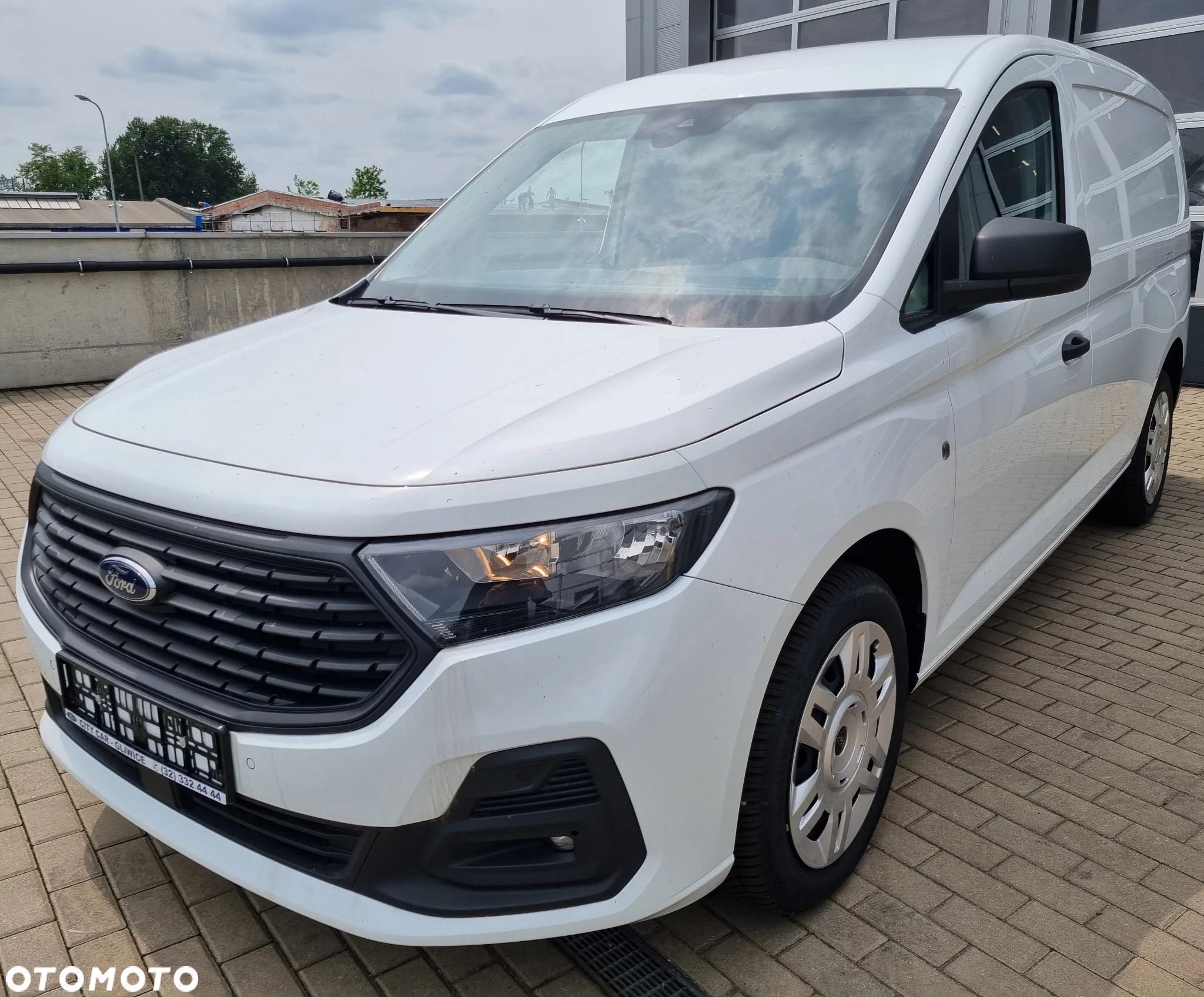 Ford Transit Connect - 1