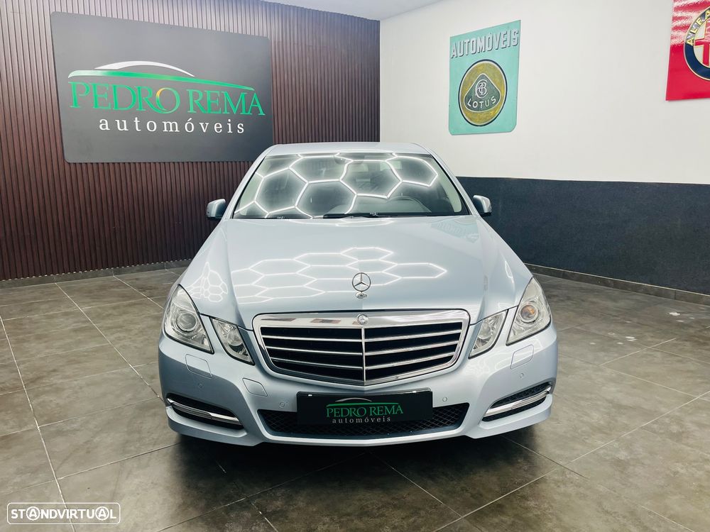 Mercedes-Benz E 300 BLUETEC Hybrid Avantgarde - 8