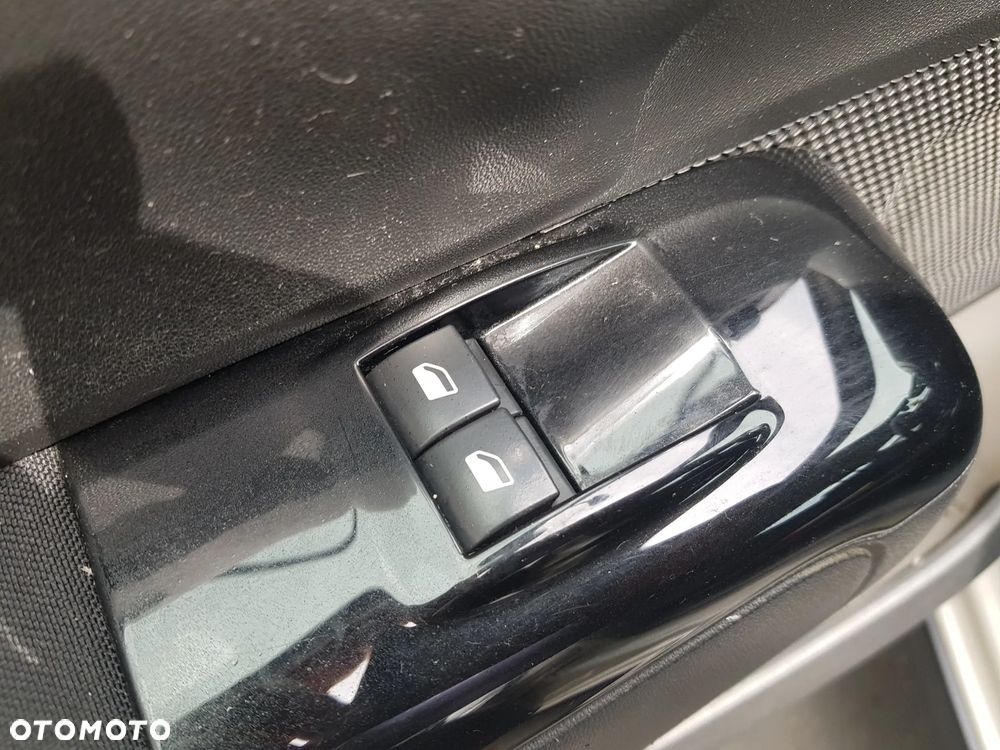 Citroën C3 1.2 PureTech Shine - 21
