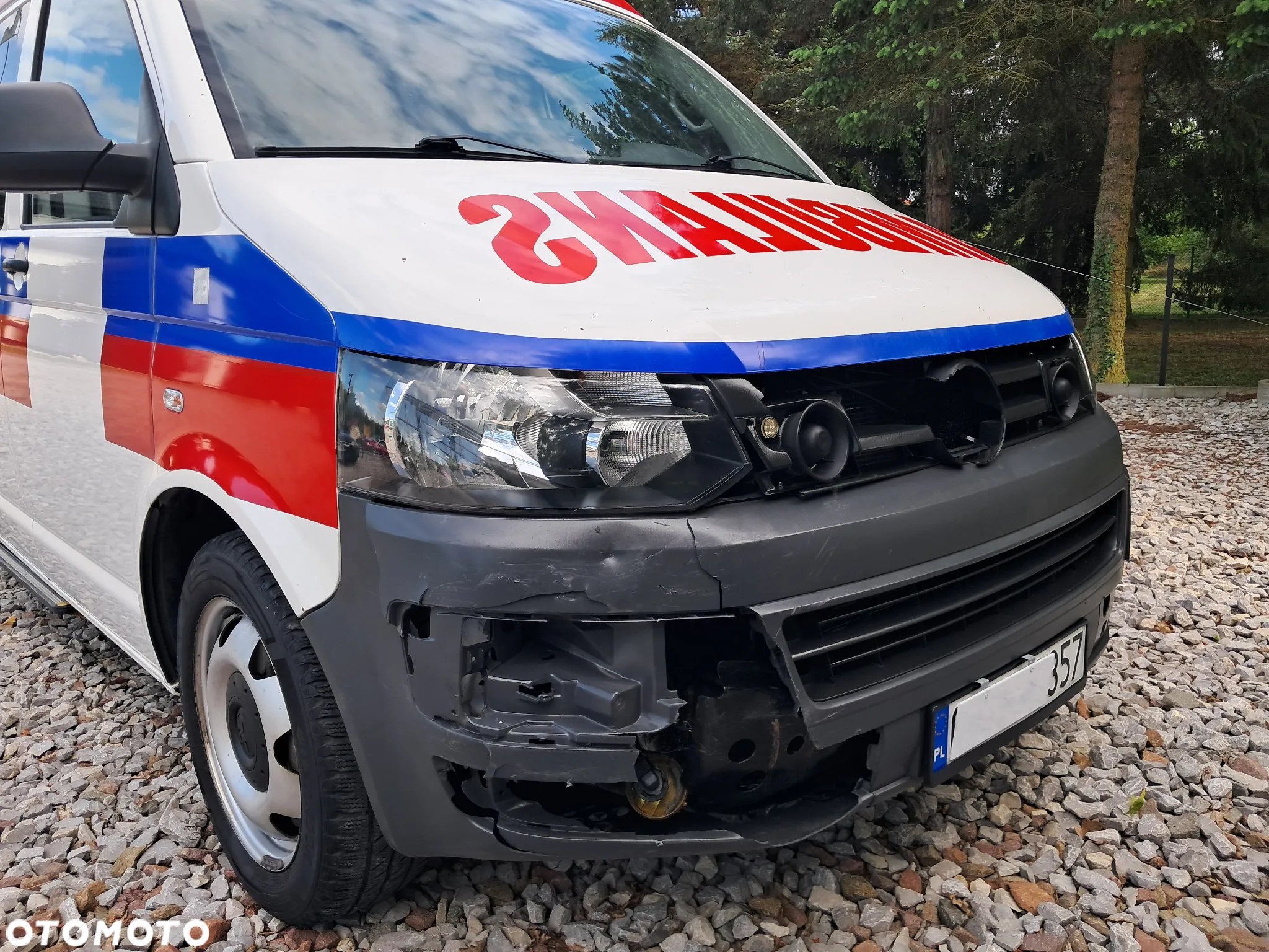 Volkswagen Transporter T5 Karetka Ambulans 4X4 - 18