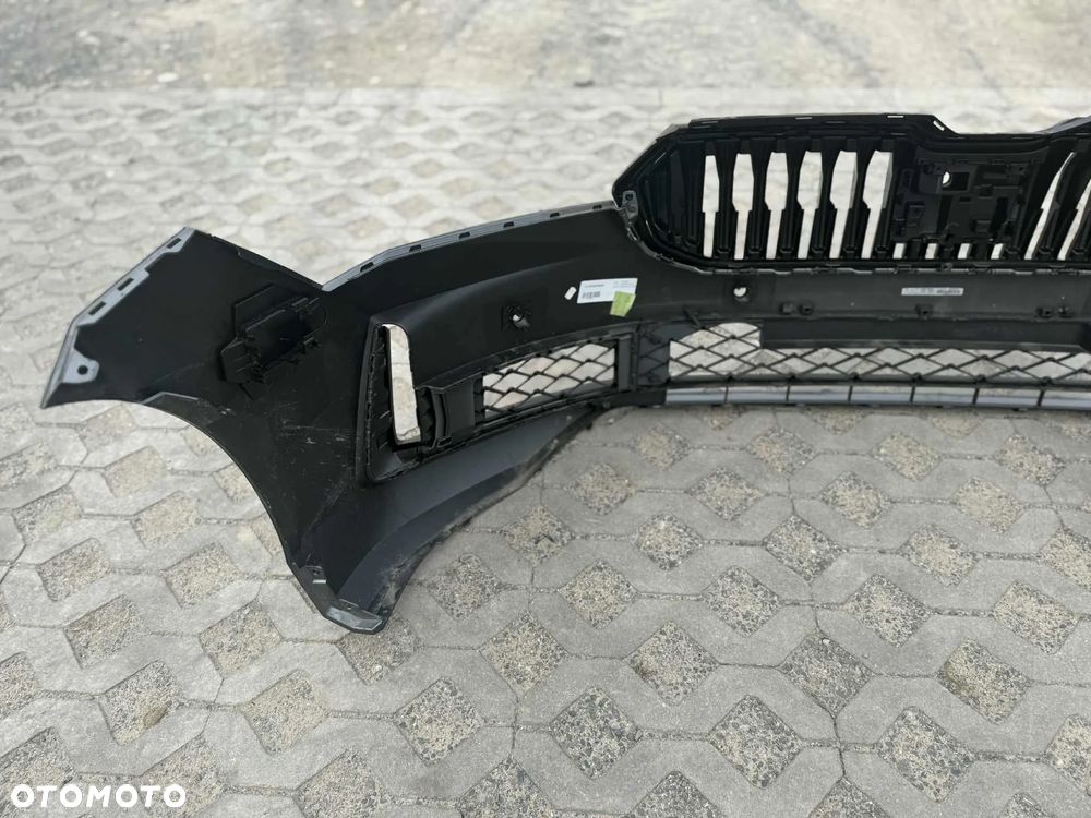SKODA SUPERB IV Zderzak przód przedni kompletny LF7C 4xPDC GRILL 2023r- - 10