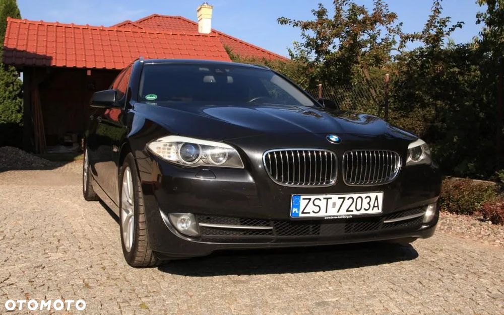 BMW Seria 5 520d Touring - 1