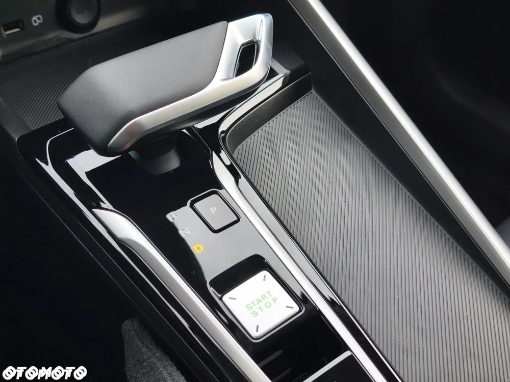 MG ZS 1.5 HEV+ Exclusive - 11