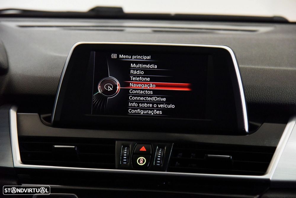 BMW 216 Active Tourer d Line Luxury - 22