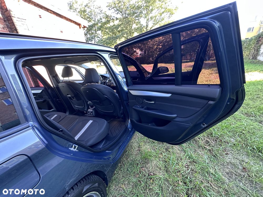 BMW Seria 2 218d Sport Line - 19