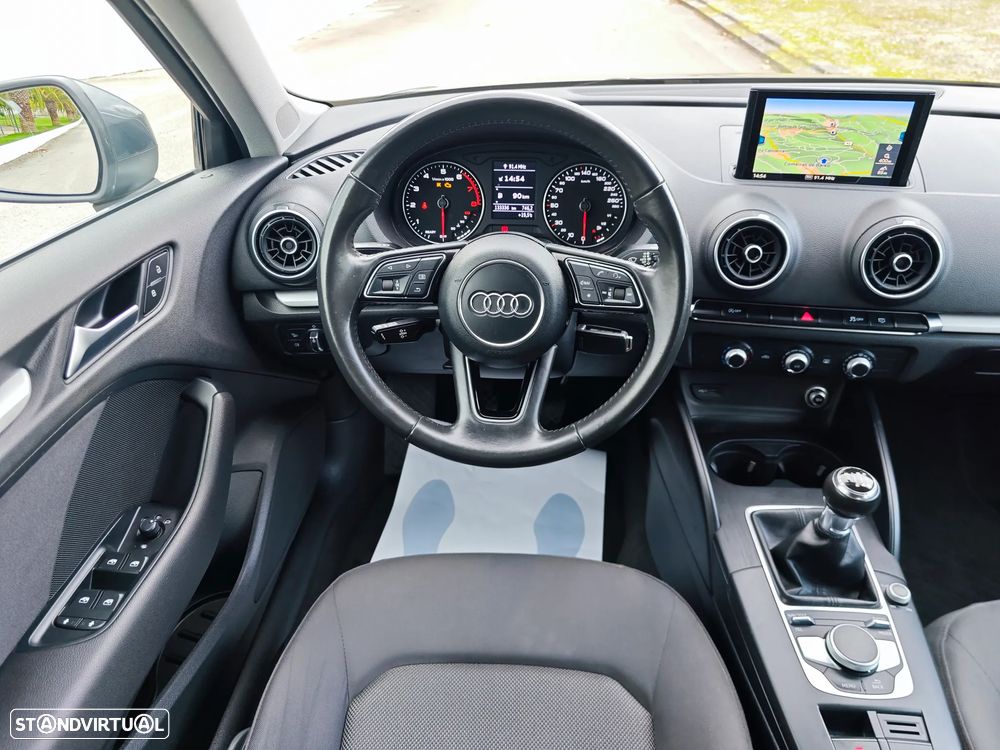 Audi A3 Sportback 1.0 TFSI - 12