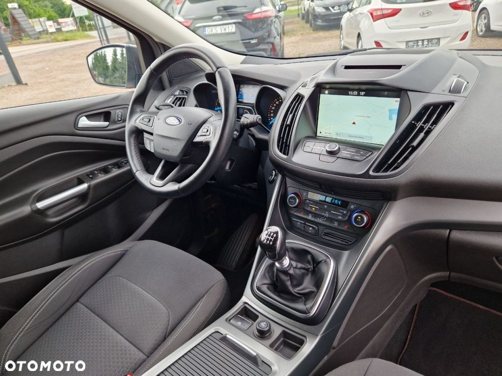Ford Kuga - 22