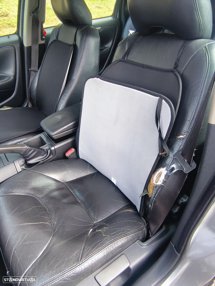 Volvo V70 2.4 D5 - 23