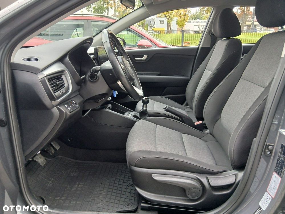 Kia Stonic - 16