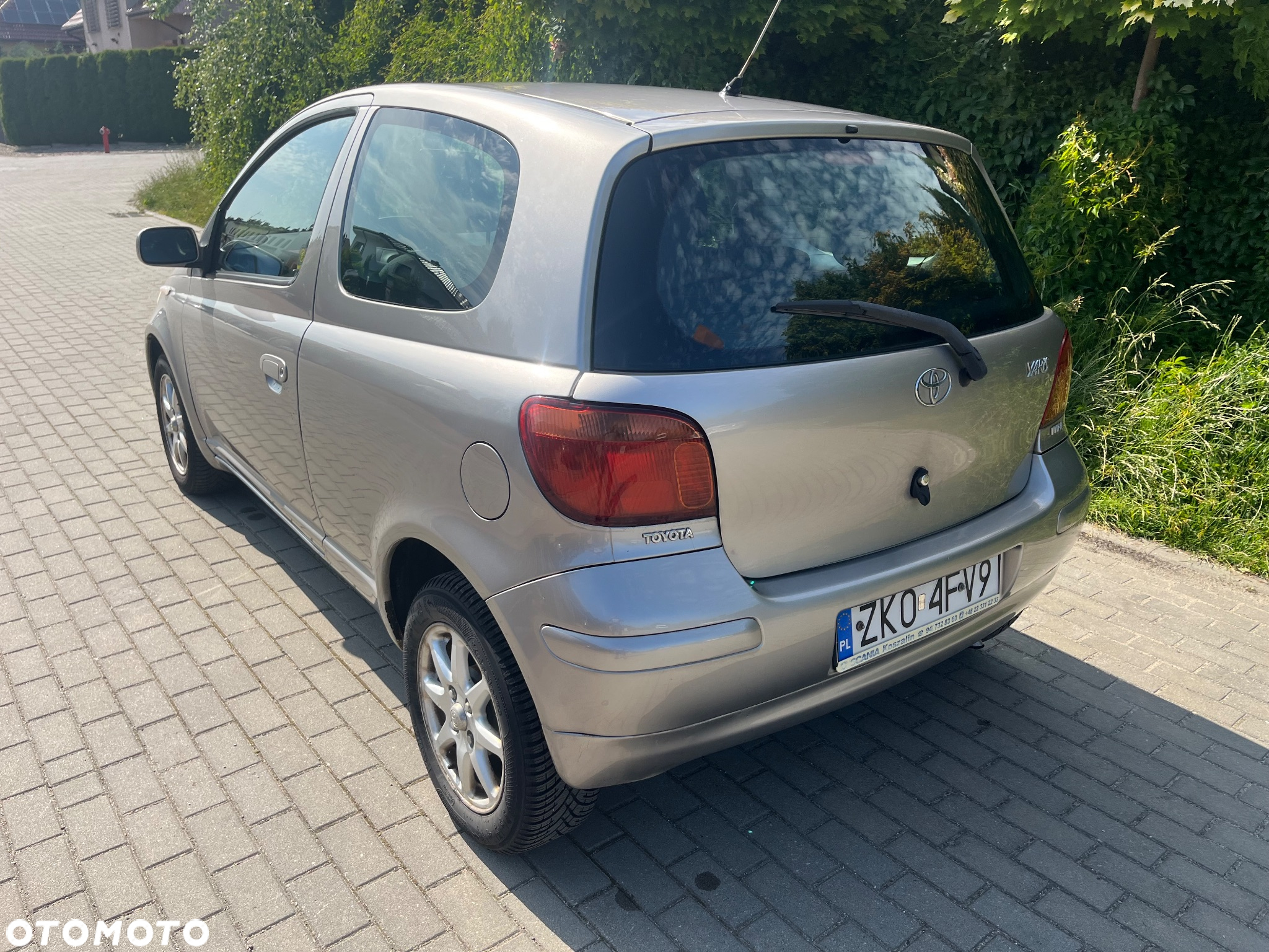 Toyota Yaris 1.3 - 5