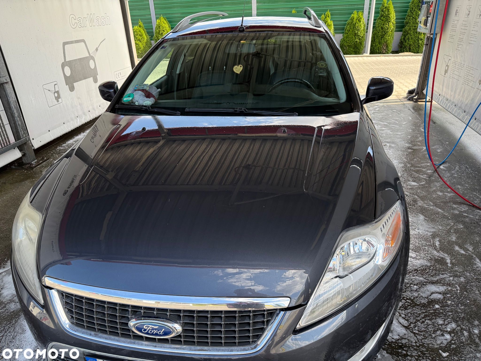 Ford Mondeo 2.0 Ambiente - 1