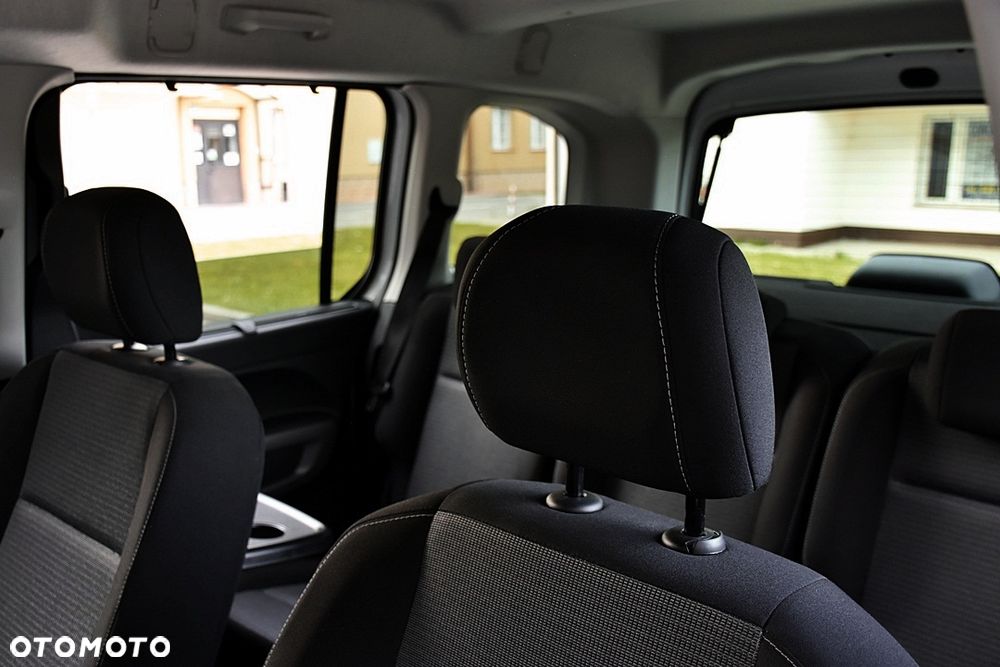 Toyota Proace City Verso 1.2 Turbo L1 Team Deutschland - 37