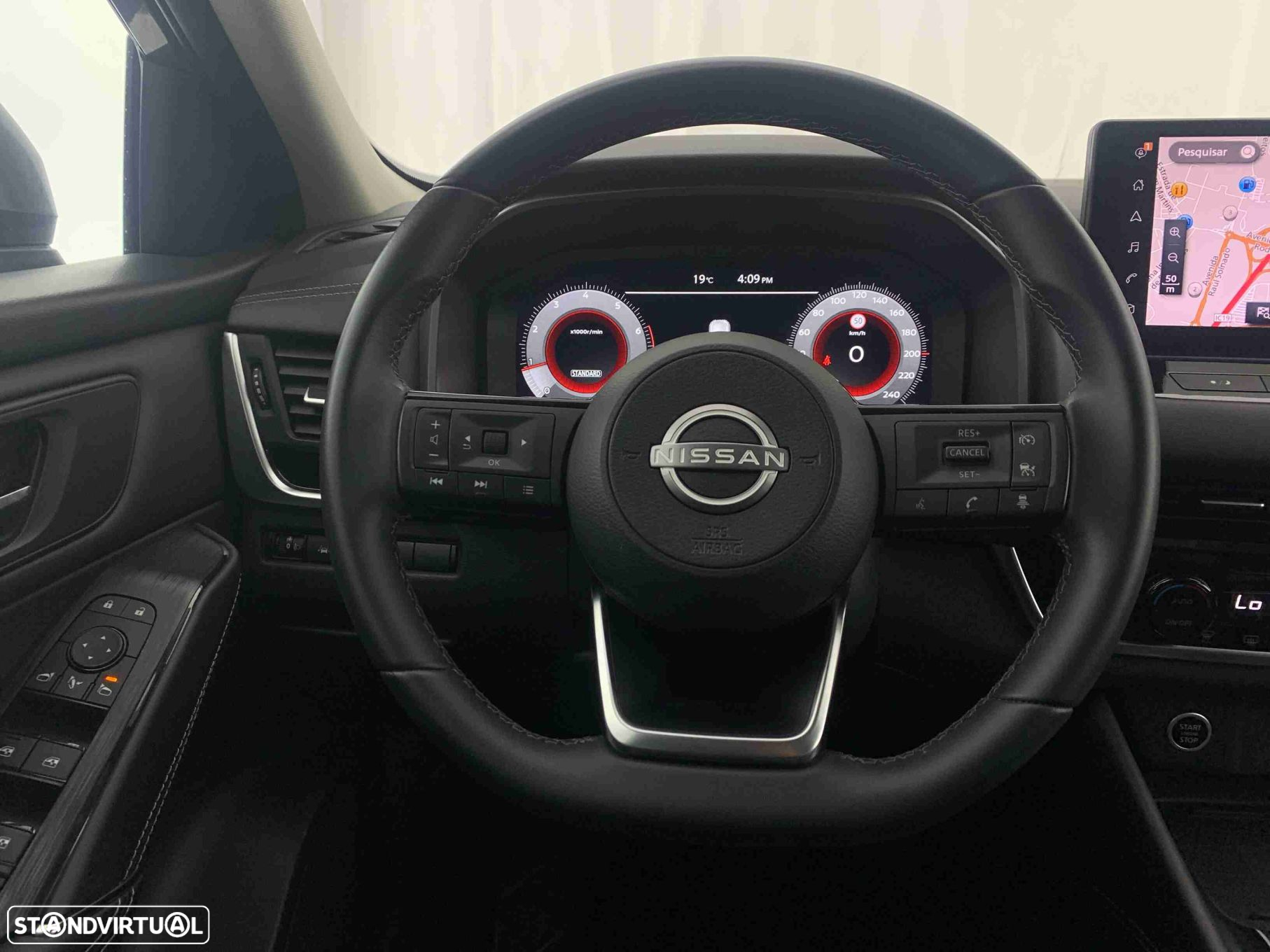 Nissan Qashqai 1.3 DIG-T N-Connecta LED - 17