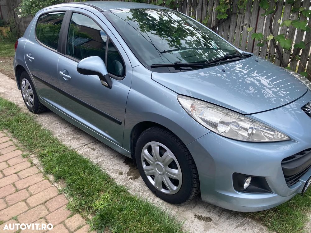 Peugeot 207 1.4 E Trendy - 12