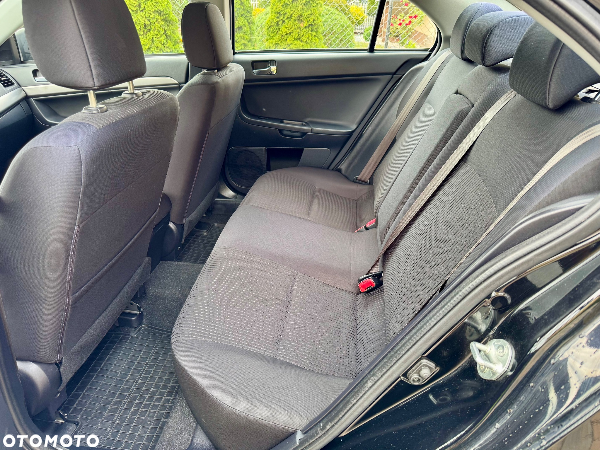 Mitsubishi Lancer 1.6 ClearTec Invite - 19
