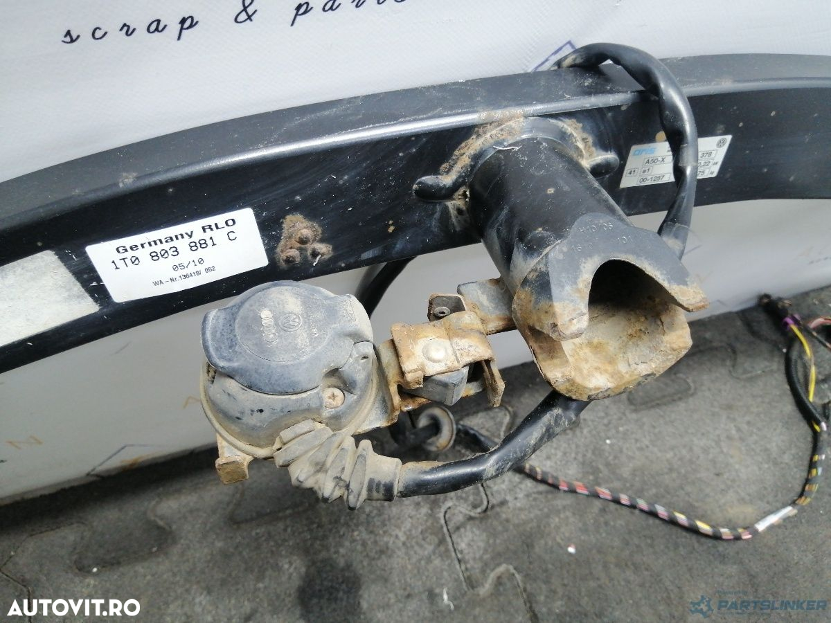 Suport carlig remorcare  VOLKSWAGEN TOURAN (1T1, 1T2) [ 2003 - 2010 ]  1T0803881C - 3